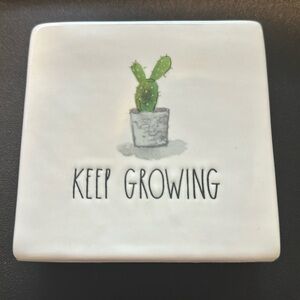 Rae Dunn “Keep Growing” Decoration